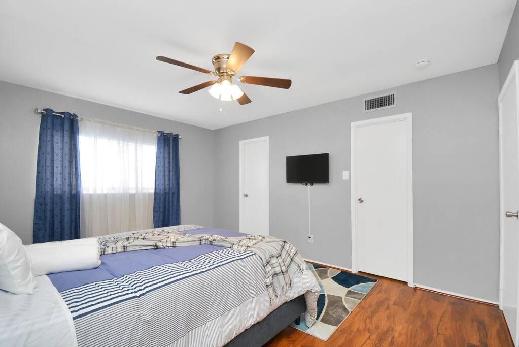 Double Master Suites Condo Near Med Ctr, Nrg Arena 2 Houston Exterior foto